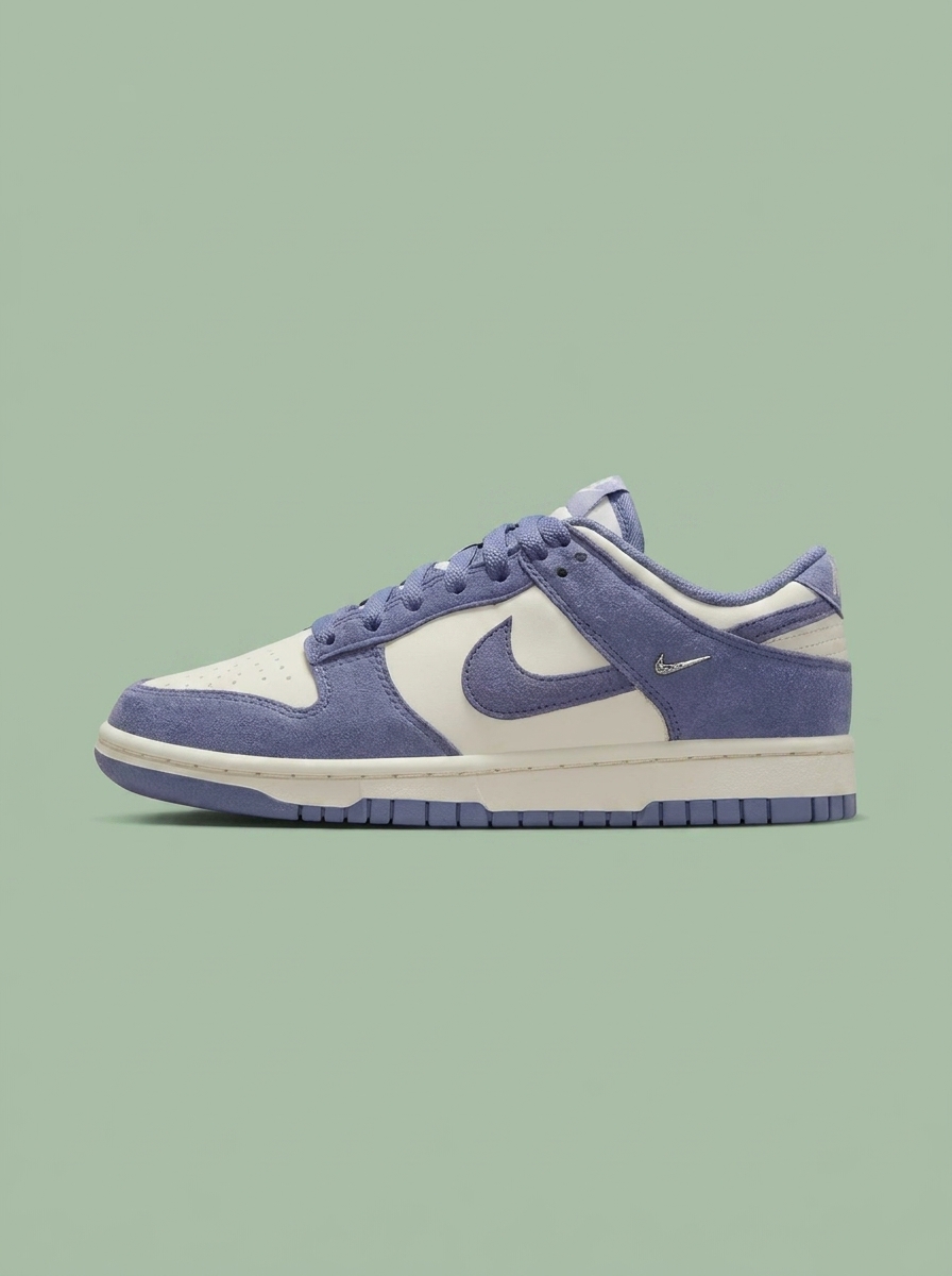 Nike Dunk Low Gamuza